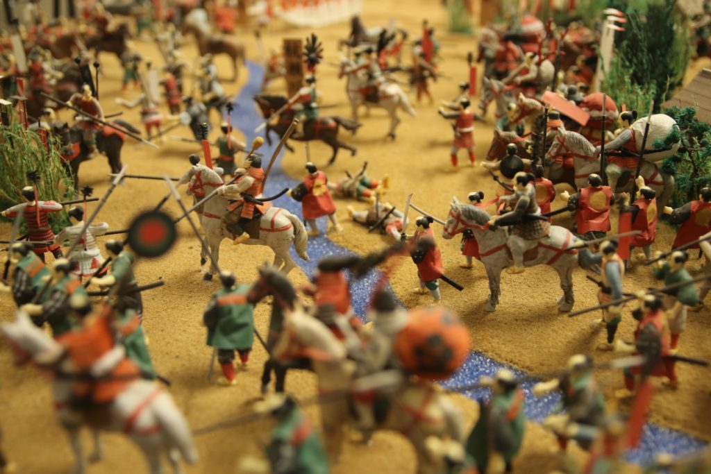 Many samurai in the Sengoku battle field
